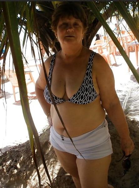 8P D. hot granny