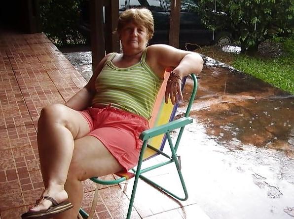 8P D. hot granny