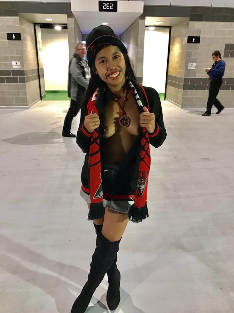 25P Asian webwhore for repost