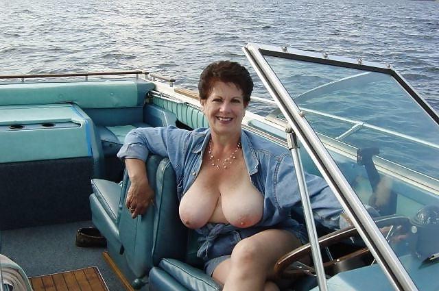 25P Sexy short-haired granny with big tits