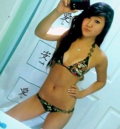 25P Asian Women non nude
