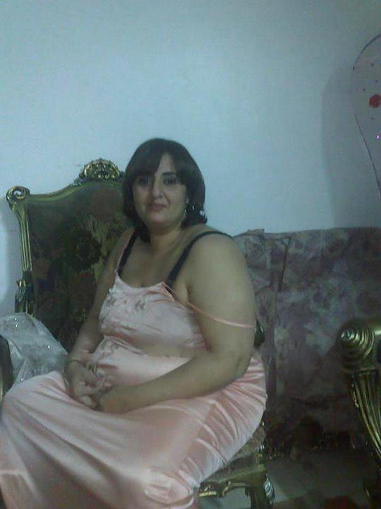 17P Arab sexy lady