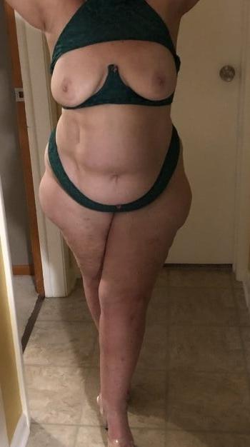 25P Sexy matures, curvy, bbw and granny in sexy lingerie 2