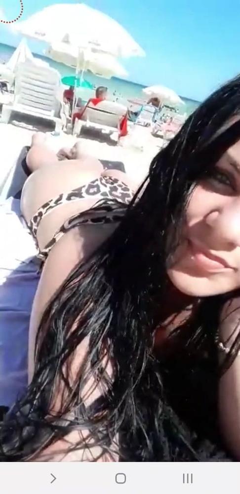 19P Bust and sexy ass bikini live facebook romanian