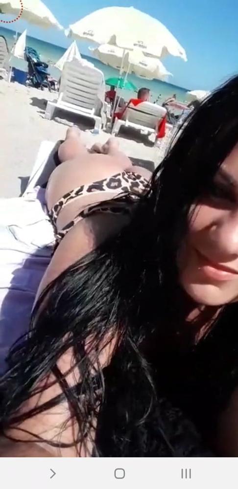 19P Bust and sexy ass bikini live facebook romanian
