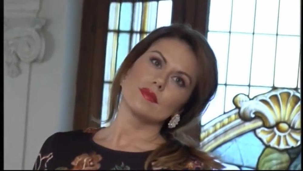 25P Greek milf Eugeneia Manolidou