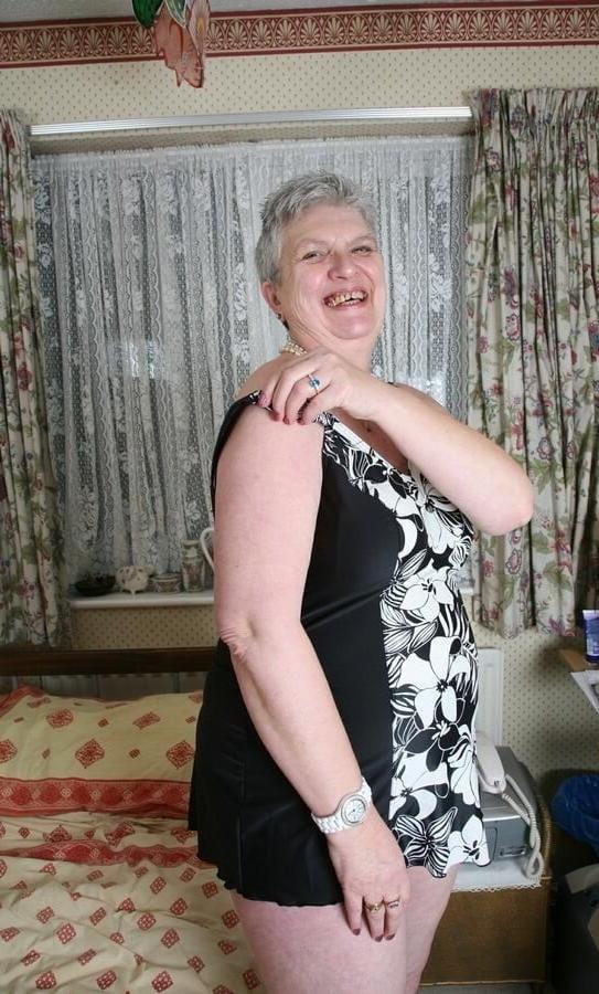 22P 60 plus granny strips