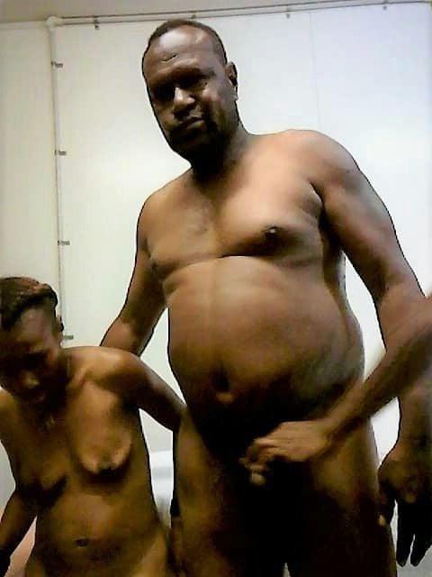 25P PNG Group sex
