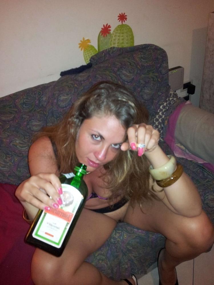 25P ZelihaWhore FAVs #23 xHamster sluts and voyeur amateur MILFs