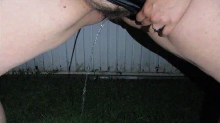 11P Hairy Pussy Wife Pissing Outside in Dress and Flip Flops