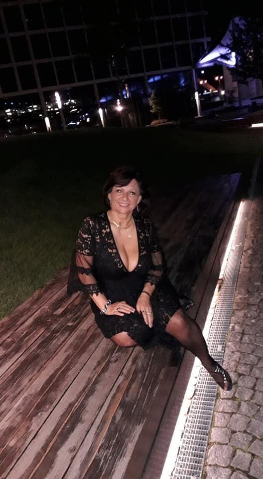 11P Big tits granny