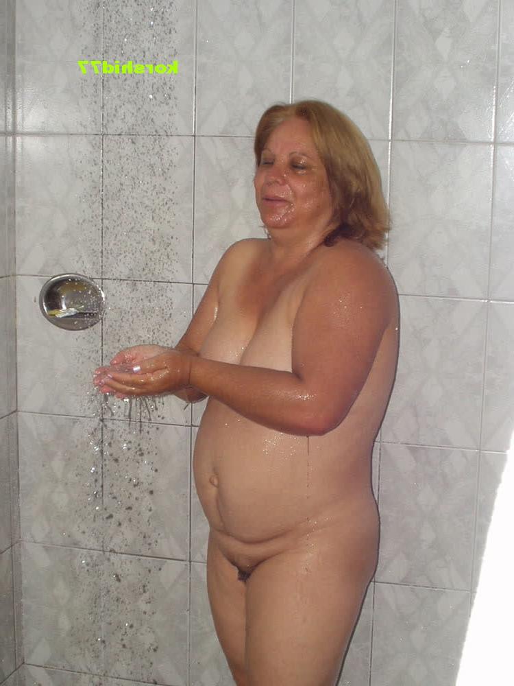 17P sexy Sweet granny