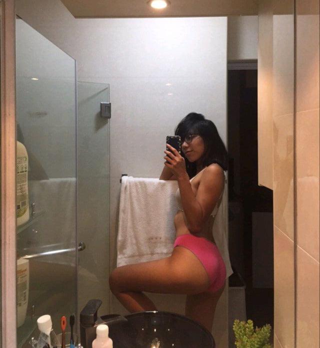 11P Singapore sg girl leaked photos and bj