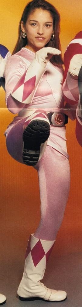 8P Amy Jo Johnson's Bald Vagina