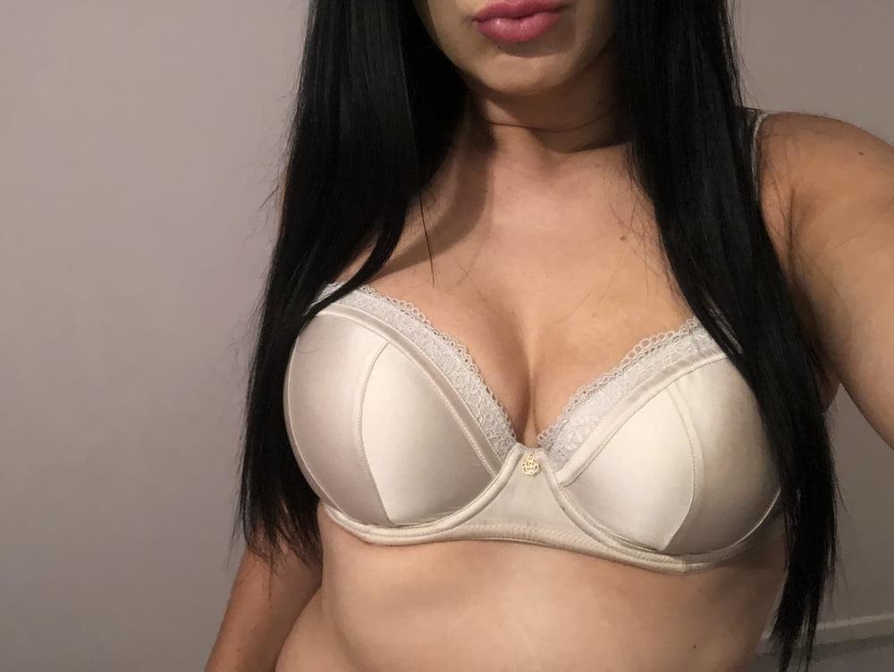 9P GREEK GODESS