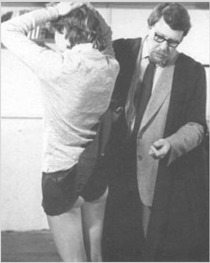 25P SCHOOLGIRLS UPSKIRT SPANKING