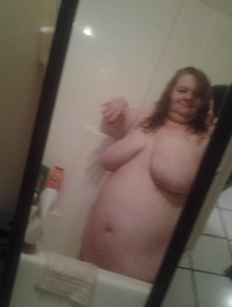 10P Old big sloppy granny