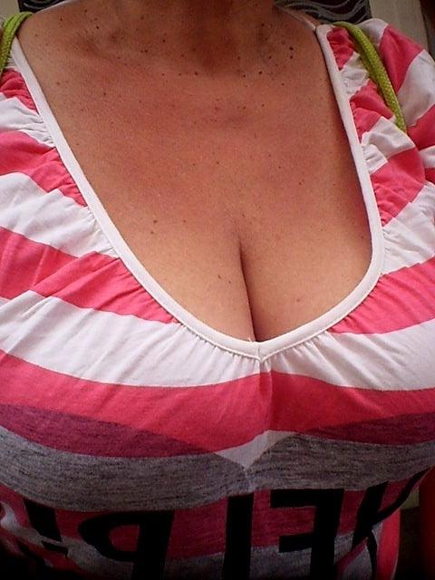 25P Busty granny