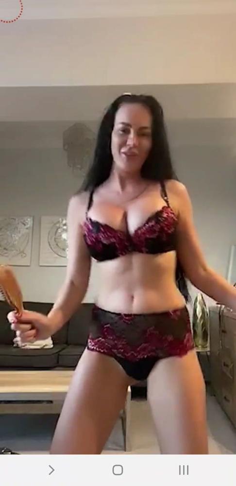 25P Bust and sexy ass bikini live facebook romanian