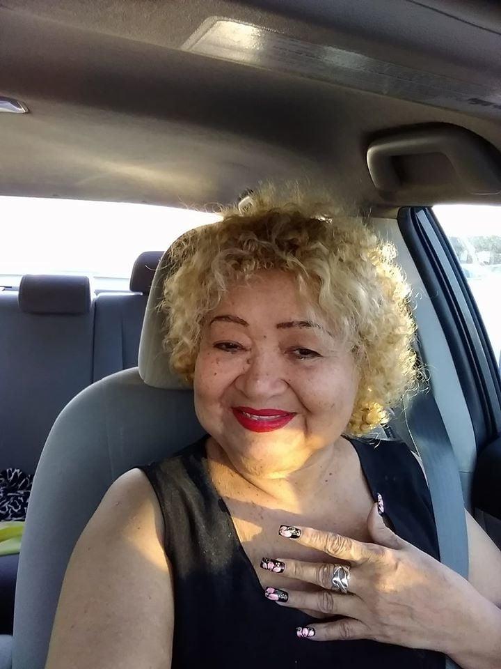 25P julia vargas granny ass bbw abuelita culona