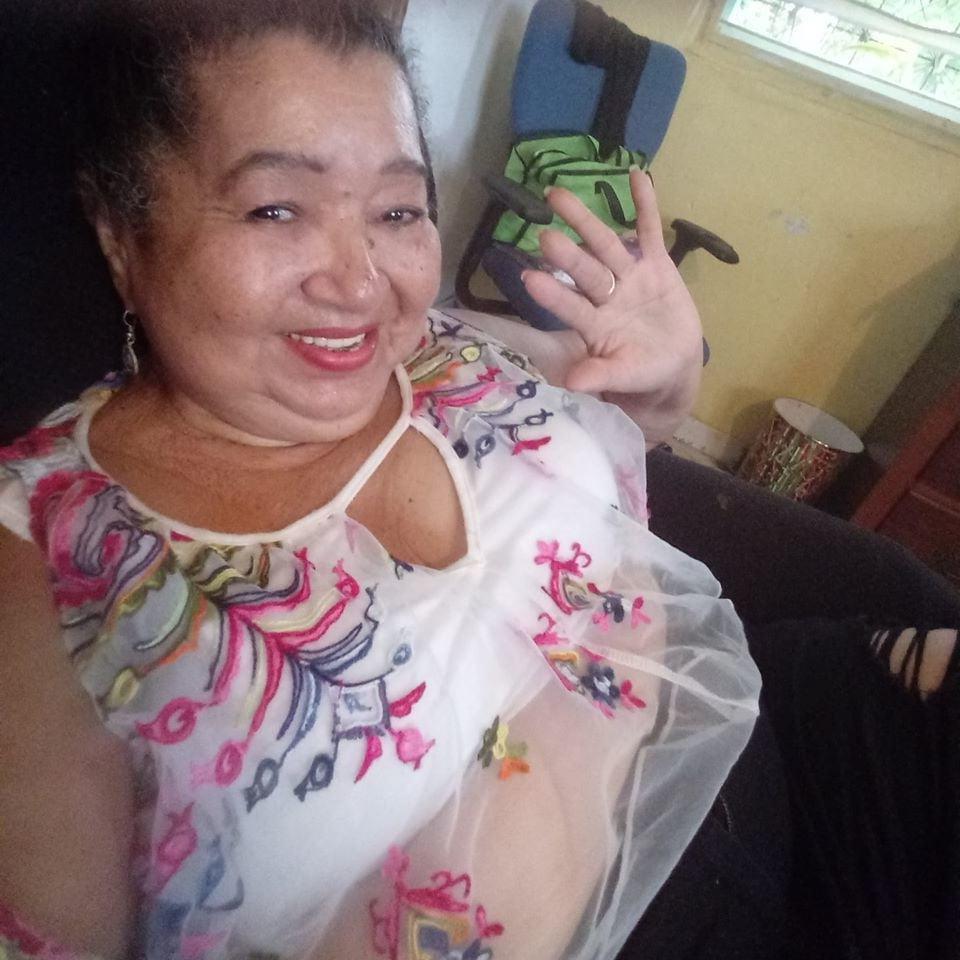 25P julia vargas granny ass bbw abuelita culona