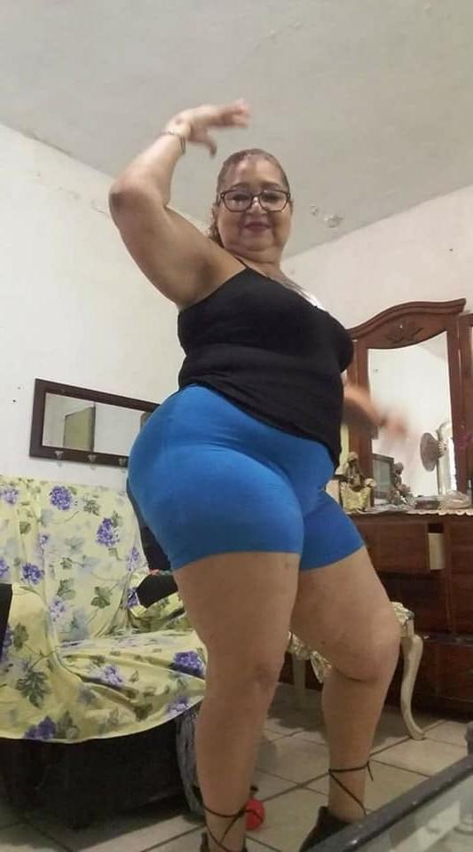 25P julia vargas granny ass bbw abuelita culona