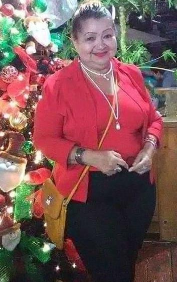 25P julia vargas granny ass bbw abuelita culona