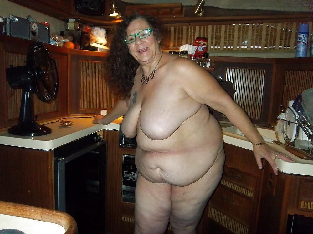 25P Granny Marisa Big Titts