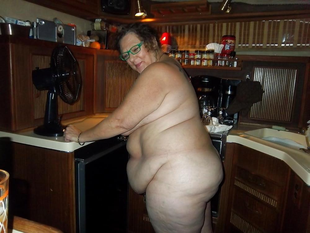 25P Granny Marisa Big Titts