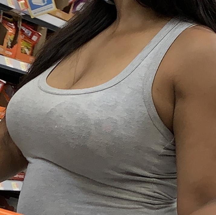 10P Voyeur big tits