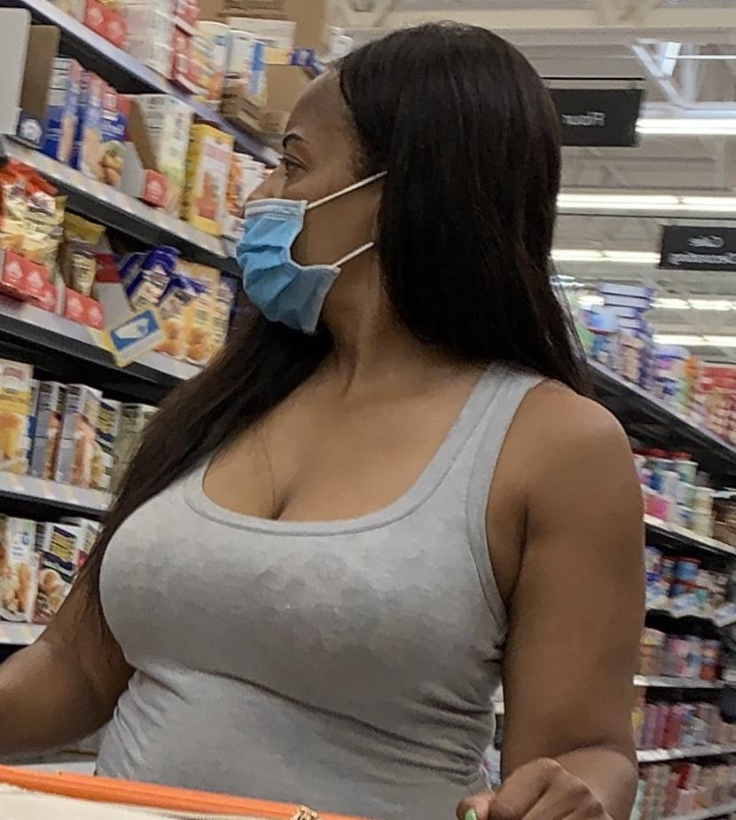 10P Voyeur big tits