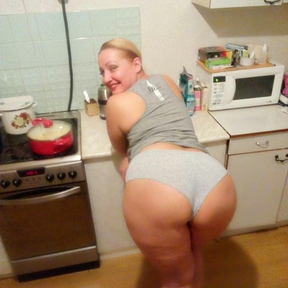 21P Russian Milf
