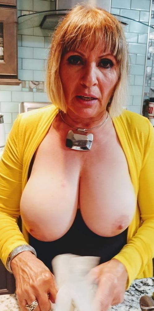 25P Webtastic Special: Granny Time Vol.1290