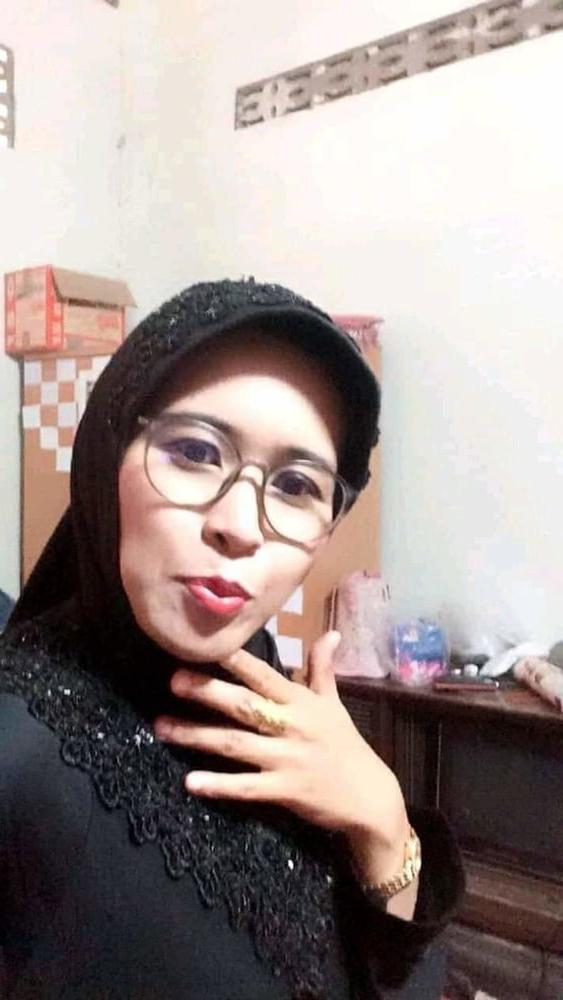 25P Ibu pakai tudung