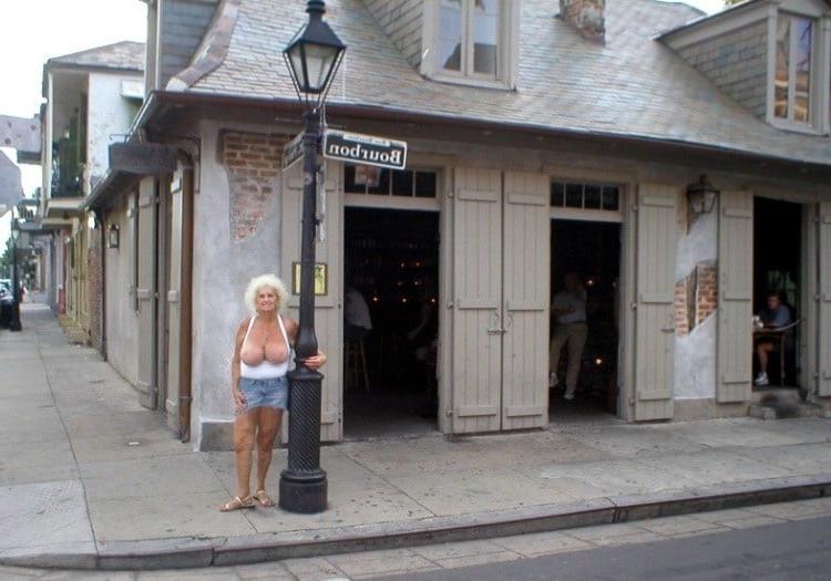 25P A granny lovers dream girl