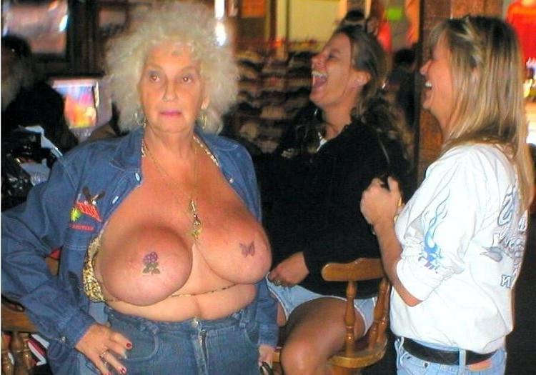25P A granny lovers dream girl