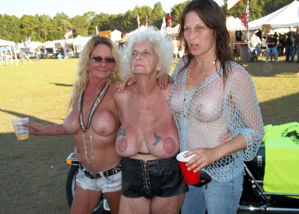 25P A granny lovers dream girl