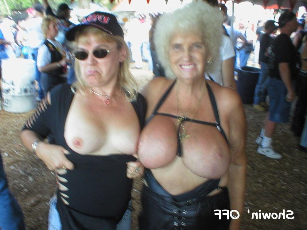 25P A granny lovers dream girl