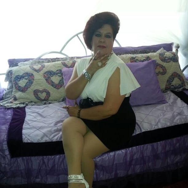 25P elena estrada bbw mature granny abuela ass