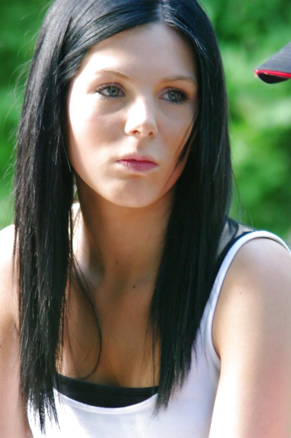 14P Selfshot Voyeurpics - Selbstgeschossene Voyeurfotos