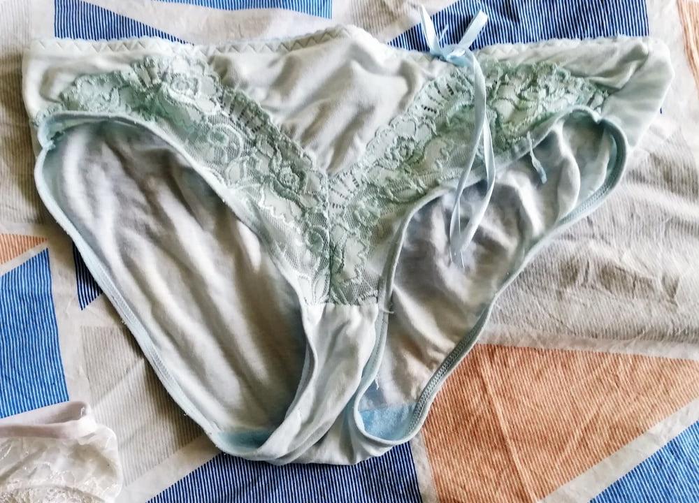 25P granny and panty