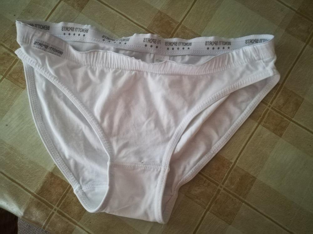 25P granny and panty