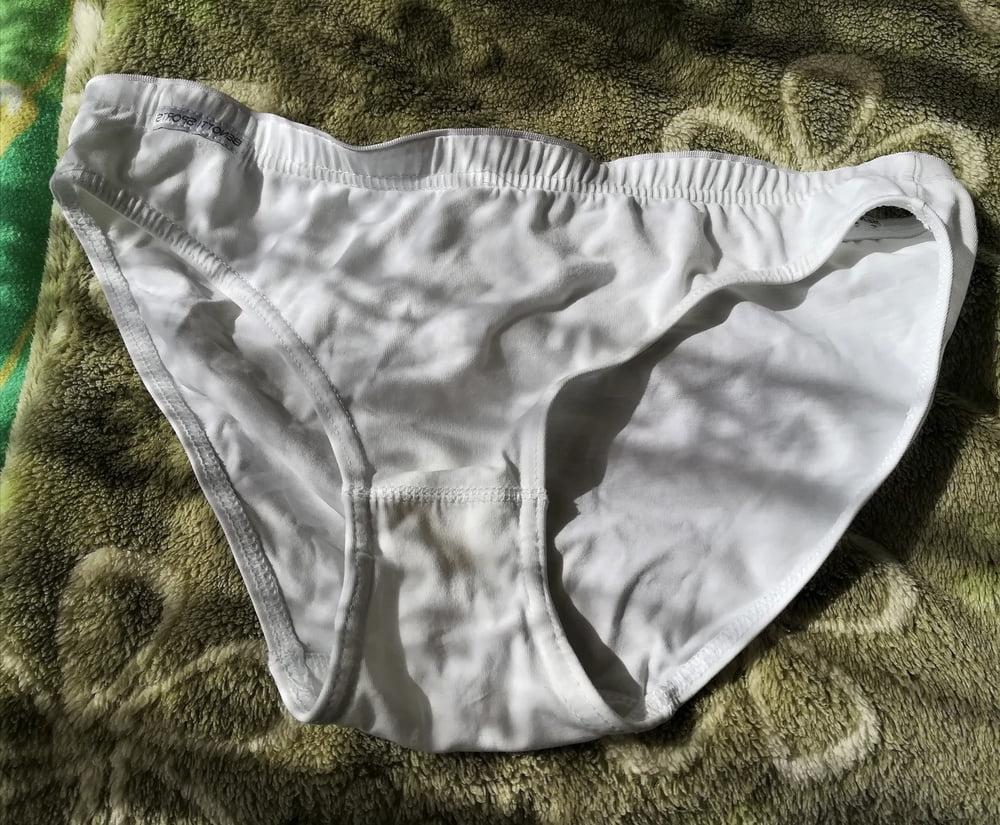 25P granny and panty