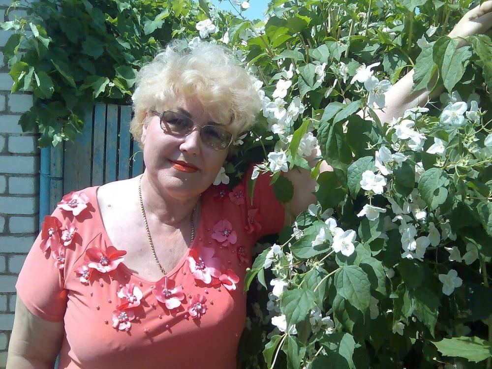 20P Beautiful blonde non-nude Russian granny