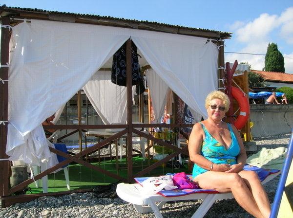 20P Beautiful blonde non-nude Russian granny