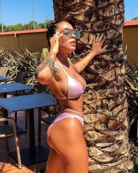 25P Romanian babes of media