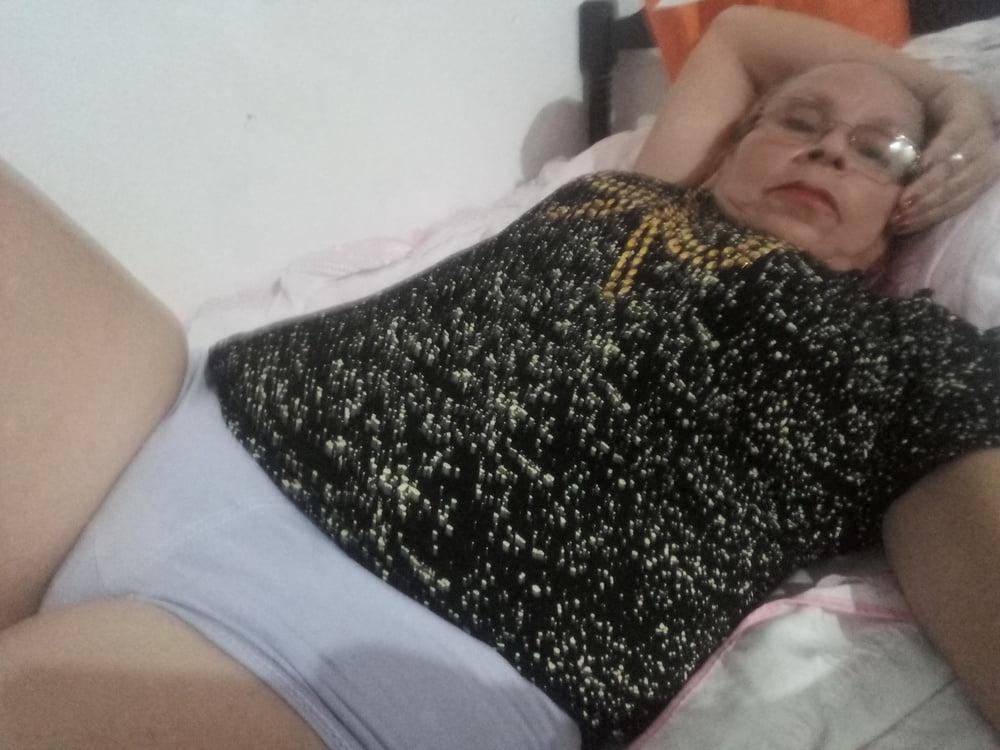 25P mary luz sarmiento bbw ass abuela granny