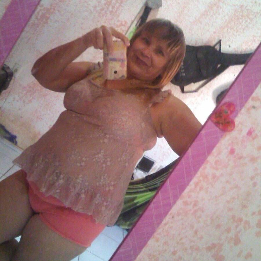 25P mary luz sarmiento bbw ass abuela granny