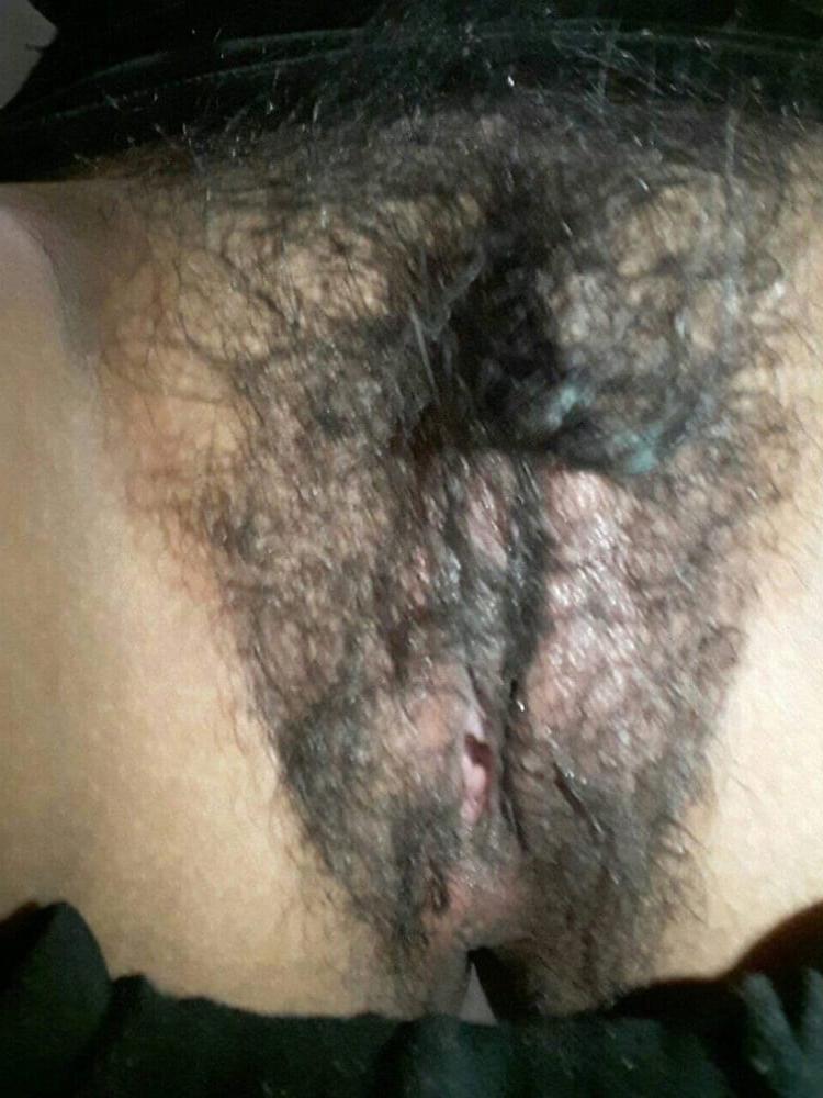 25P Tetona de 19 anos  Monse Hernandez con la vagina peluda