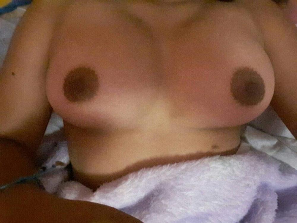 25P Tetona de 19 anos  Monse Hernandez con la vagina peluda